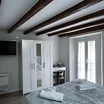 Apartment Dimora Romantica