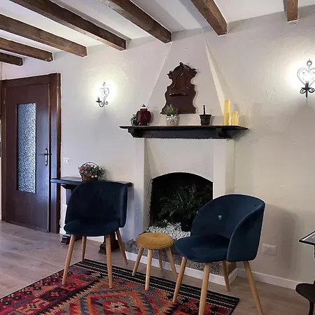 Dimora Romantica Apartment